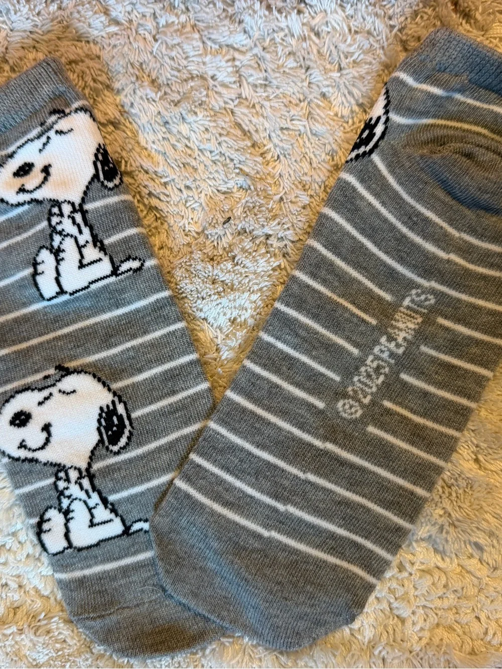 Snoopy women’s  Grey black Novelty Socks - Peanuts Design set of 3